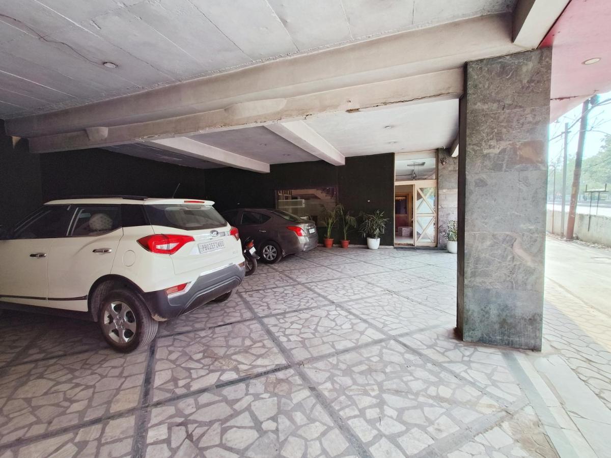 Hotel Ricky International Amritsar Exterior photo