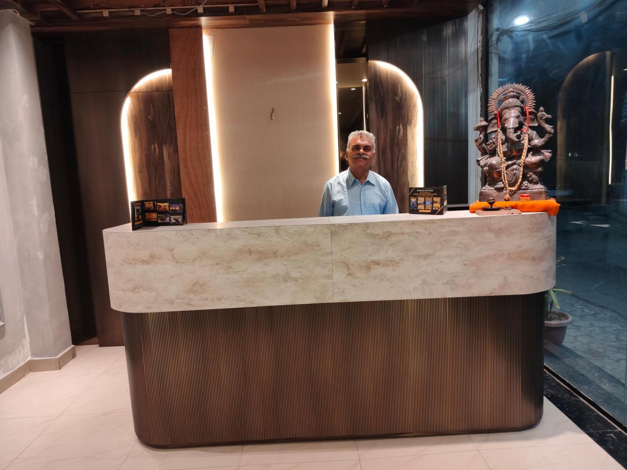 Hotel Ricky International Amritsar Exterior photo