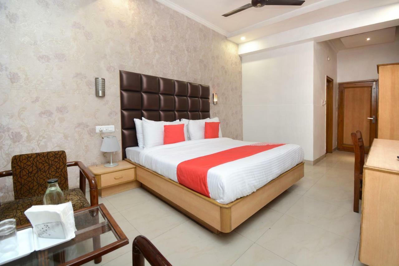 Hotel Ricky International Amritsar Exterior photo